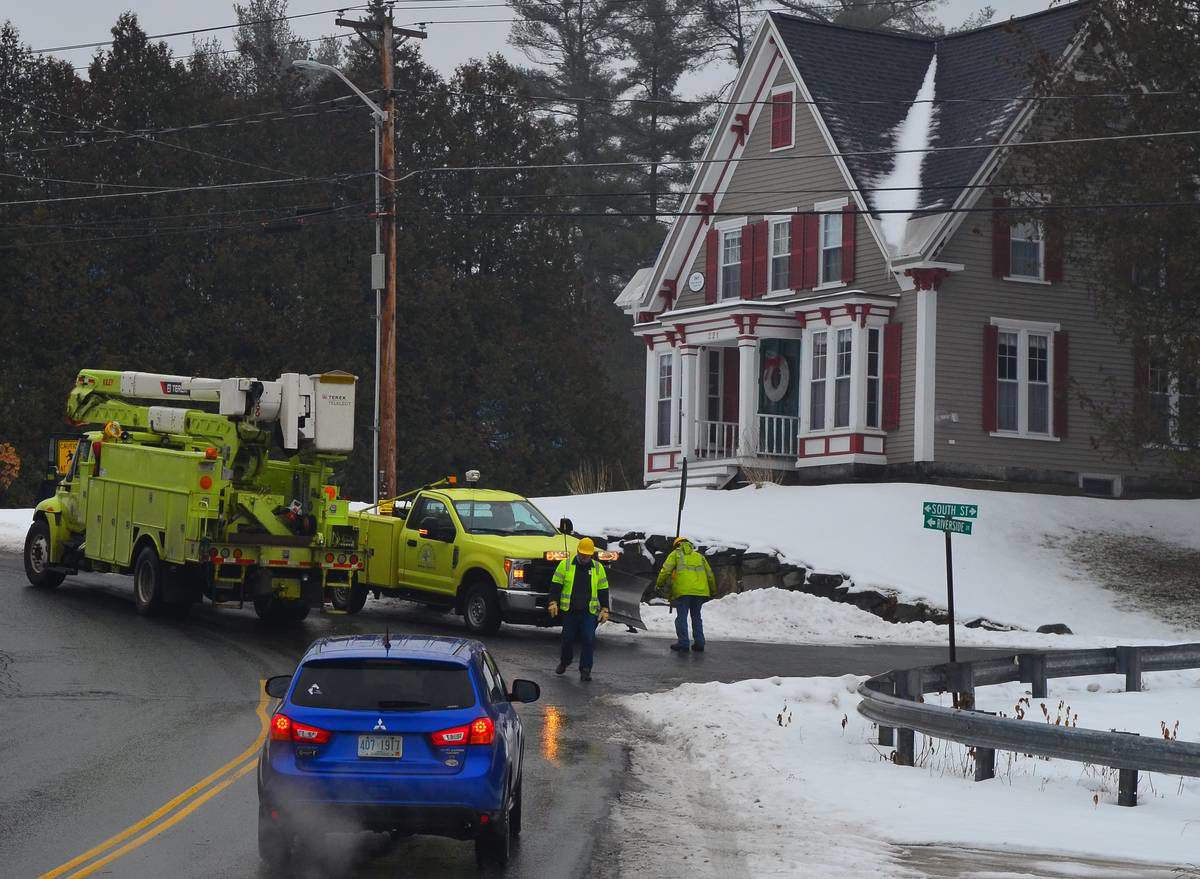 Smoking Wire Leads To Near Town-Wide Power Outage In Littleton